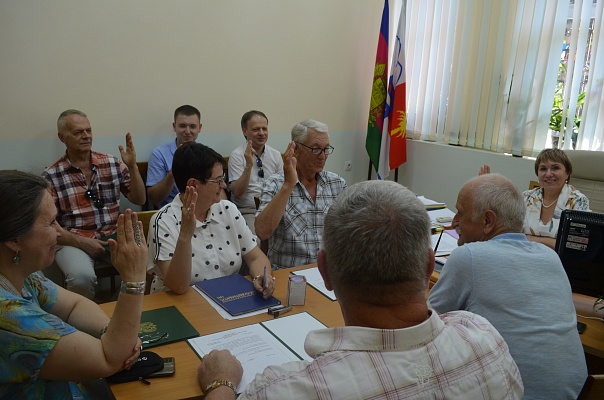 В ТИК Приморская г. Сочи рассмотрены итоги работы за первое полугодие